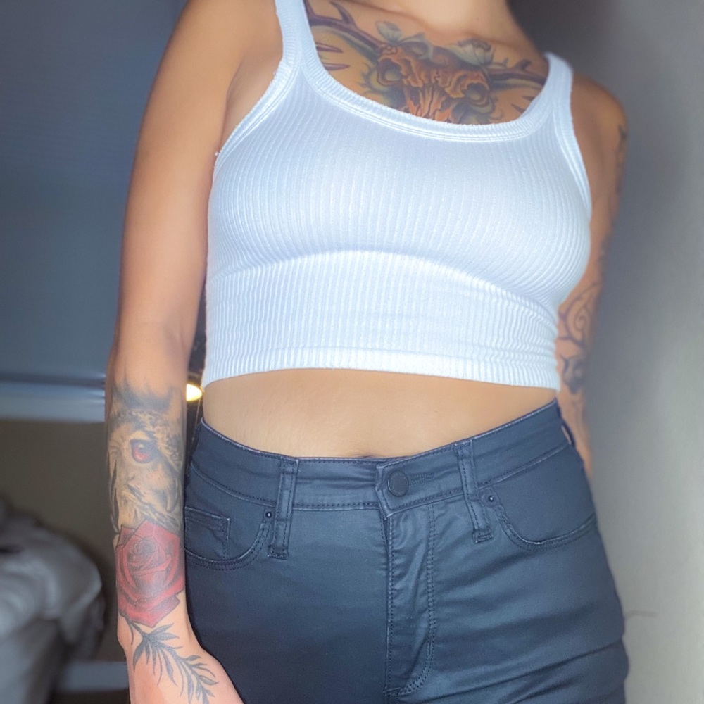 White crop tank
